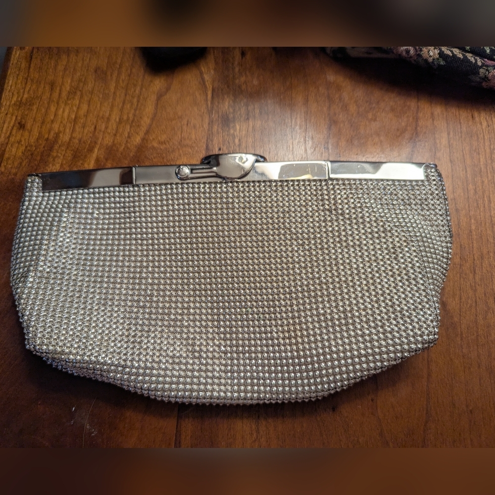 Whiting and Davis Mesh Glamorous Silver Evening Clutch Bling Collapsible